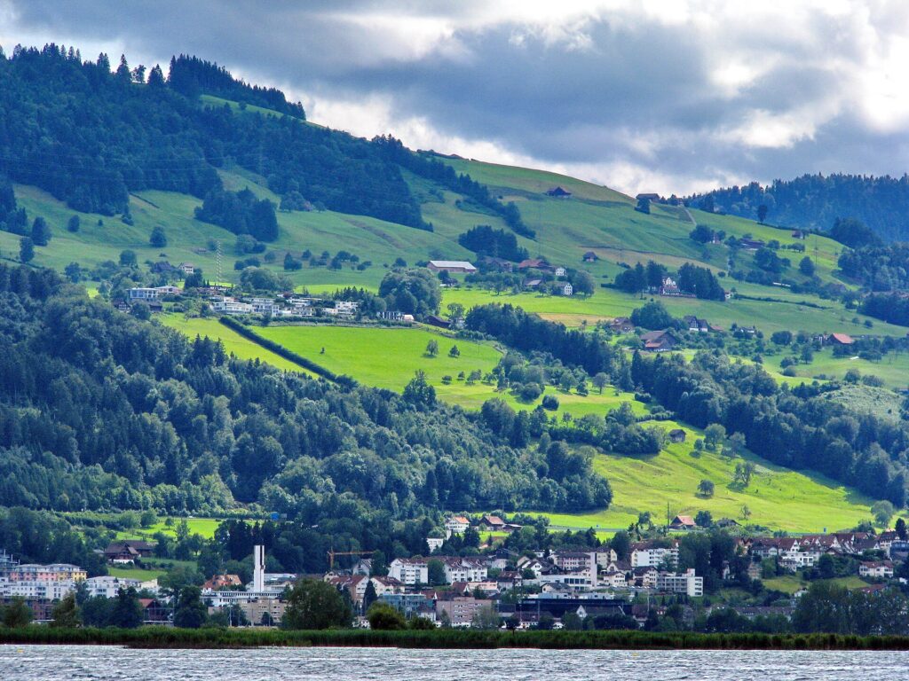 Schwyz – Höfe – Freienbach